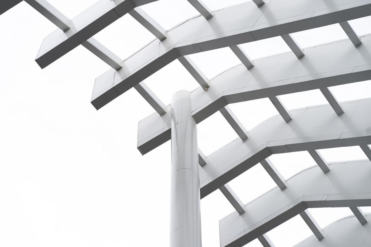 Arbour Hotel And Residence باتايا المظهر الخارجي الصورة Detail of the roof