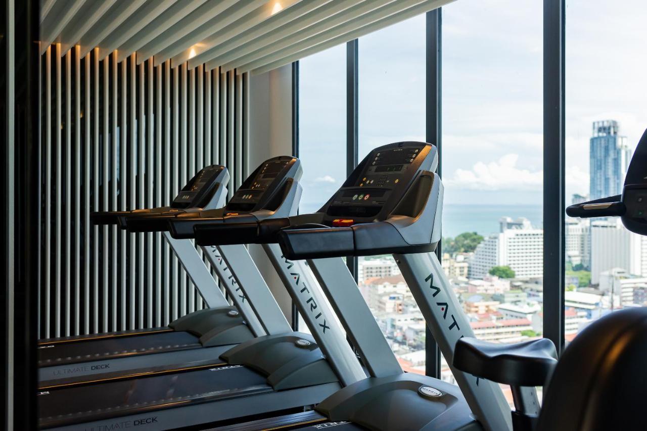 Arbour Hotel And Residence باتايا المظهر الخارجي الصورة The gym at the 39th floor