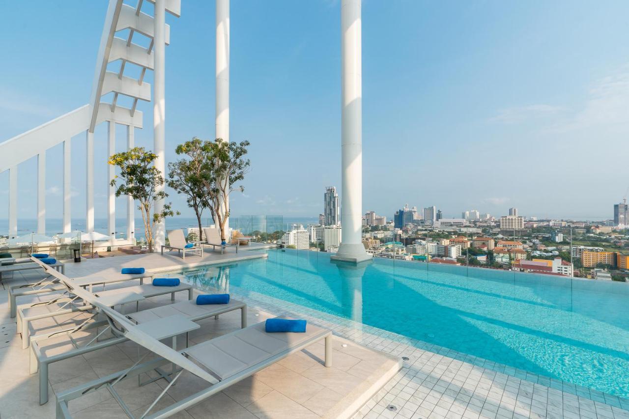 Arbour Hotel And Residence باتايا المظهر الخارجي الصورة The rooftop pool at the U Sathorn